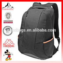 Mochila para portátil moderna con mochila negra y correas para el hombro